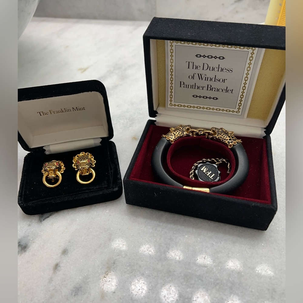 The Duchess Of Windsor Panther Set Of Bracelet And Earrings